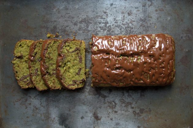 Cake thé Matcha et chocolat noir